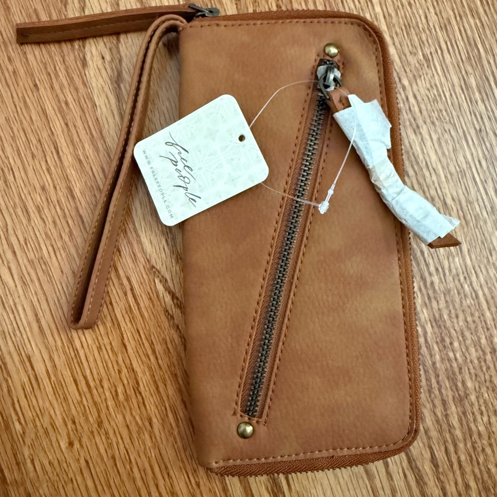 Free People Tan Key & Card Holder
